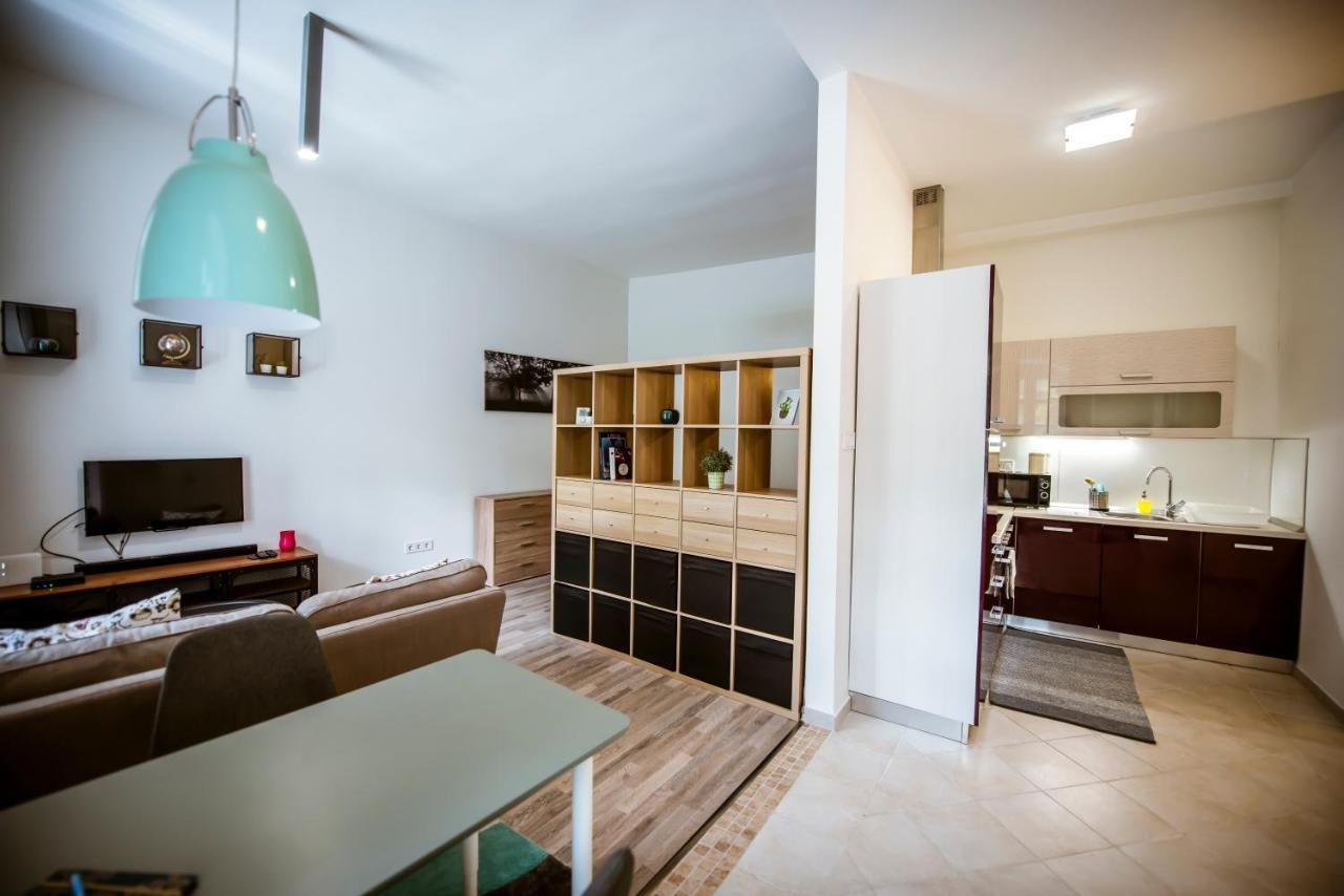 Bingo Apartman Pécs Exterior foto